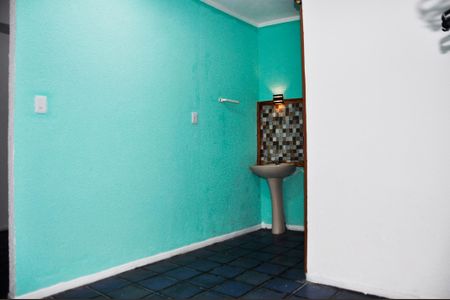 Casa para alugar com 50m², 1 quarto e sem vagaSuíte