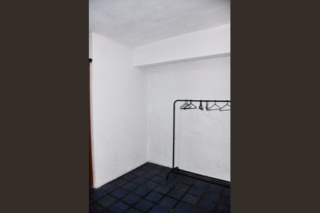 Casa para alugar com 50m², 1 quarto e sem vagaSuíte