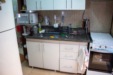 Casa de condomínio para alugar com 267m², 3 quartos e 4 vagas Casa de condomínio para alugar com 267m², 3 quartos e 4 vagasCozinha 2