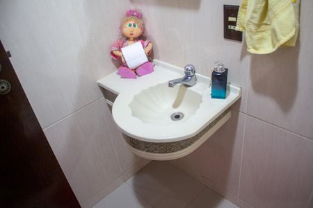 Casa de condomínio para alugar com 267m², 3 quartos e 4 vagas Casa de condomínio para alugar com 267m², 3 quartos e 4 vagasLavabo