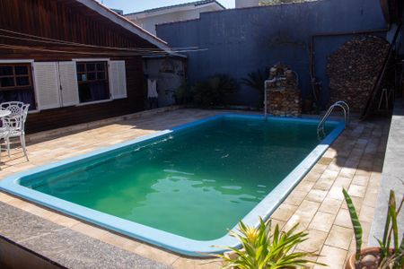 Casa de condomínio para alugar com 267m², 3 quartos e 4 vagas Casa de condomínio para alugar com 267m², 3 quartos e 4 vagasPiscina