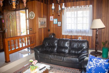 Sala de estar 1 de casa de condomínio para alugar com 3 quartos, 267m² em Santa Luzia, Ribeirão Pires