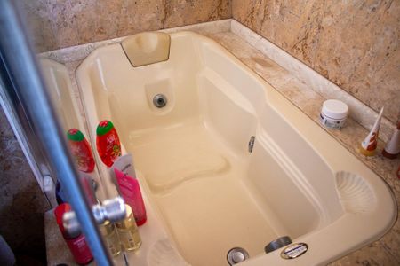 Casa de condomínio para alugar com 267m², 3 quartos e 4 vagas Casa de condomínio para alugar com 267m², 3 quartos e 4 vagasBanheiro Suite