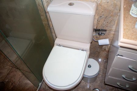 Casa de condomínio para alugar com 267m², 3 quartos e 4 vagas Casa de condomínio para alugar com 267m², 3 quartos e 4 vagasBanheiro Suite