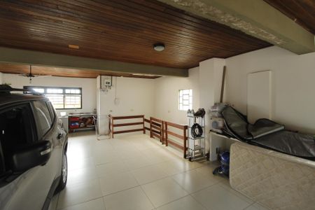 Casa à venda com 268m², 3 quartos e 3 vagasGaragem