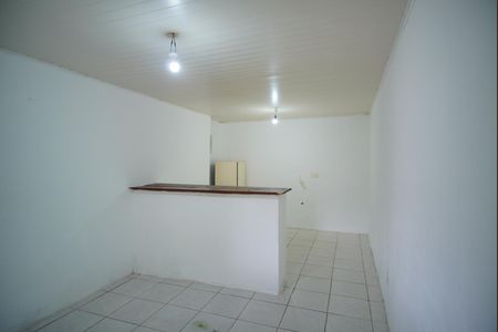 Sala - Cozinha de casa para alugar com 2 quartos, 80m² em Passo das Pedras, Porto Alegre