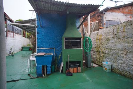 Casa à venda com 80m², 2 quartos e 2 vagasChurrasqueira e Área de Serviço