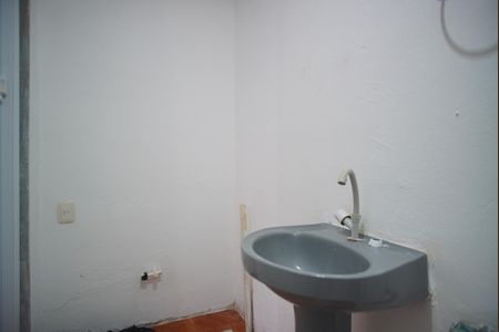 Banheiro da Suíte de casa para alugar com 2 quartos, 80m² em Passo das Pedras, Porto Alegre