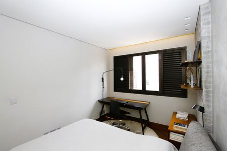 Apartamento à venda com 4 quartos, 220m² em Gutierrez, Belo Horizonte