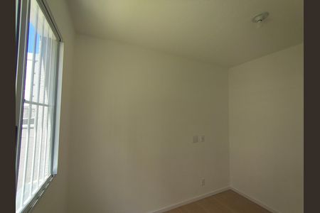 Quarto 1 de apartamento para alugar com 2 quartos, 42m² em Taquara, Rio de Janeiro