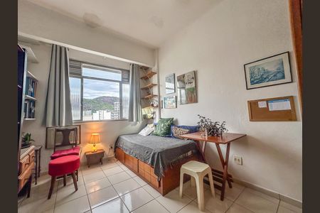 Quarto  de kitnet/studio para alugar com 1 quarto, 18m² em Botafogo, Rio de Janeiro