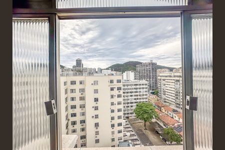 Quarto vista de kitnet/studio para alugar com 1 quarto, 18m² em Botafogo, Rio de Janeiro
