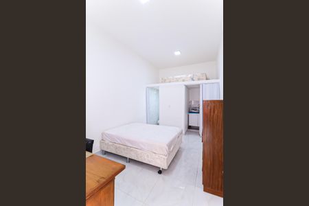 Sala/Quarto de kitnet/studio para alugar com 1 quarto, 30m² em Piedade, Rio de Janeiro