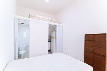 Sala/Quarto de kitnet/studio para alugar com 1 quarto, 30m² em Piedade, Rio de Janeiro