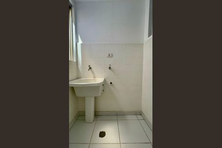 Apartamento à venda com 58m², 1 quarto e sem vagaÁrea de Serviço