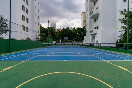 Apartamento à venda com 211m², 4 quartos e 4 vagas