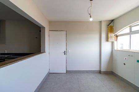 Apartamento à venda com 211m², 4 quartos e 4 vagas