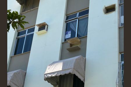 Apartamento à venda com 76m², 2 quartos e 1 vagaFachada + plaquinha