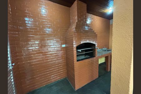 Apartamento à venda com 76m², 2 quartos e 1 vagaÁrea comum - Churrasqueira