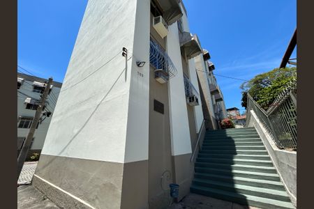 Apartamento à venda com 76m², 2 quartos e 1 vagaFachada