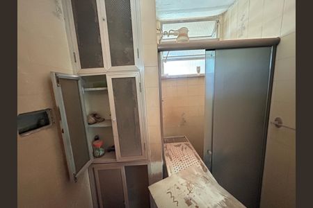 Apartamento à venda com 76m², 2 quartos e 1 vagaBanheiro