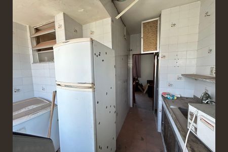 Apartamento à venda com 76m², 2 quartos e 1 vagaCozinha