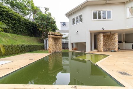 Casa de condomínio para alugar com 750m², 4 quartos e 1 vagaÁrea externa