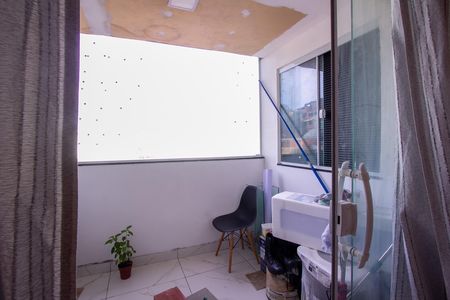 Varanda da sala de casa para alugar com 2 quartos, 70m² em Porto Novo, São Gonçalo