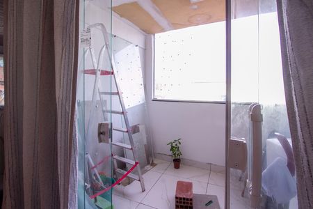 Varanda da sala de casa para alugar com 2 quartos, 70m² em Porto Novo, São Gonçalo