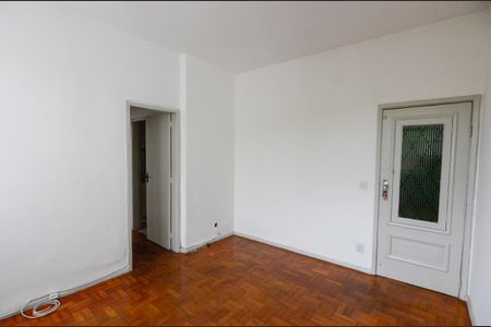 Apartamento à venda com 41m², 1 quarto e sem vagaSala