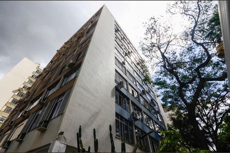 Apartamento à venda com 41m², 1 quarto e sem vagaFachada