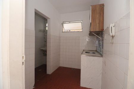 Cozinha  de apartamento para alugar com 1 quarto, 40m² em Brotas, Salvador
