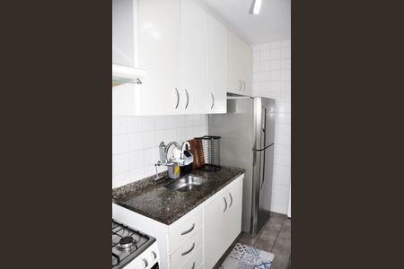 Apartamento à venda com 70m², 3 quartos e 1 vaga Apartamento à venda com 70m², 3 quartos e 1 vagaDetalhe - Cozinha