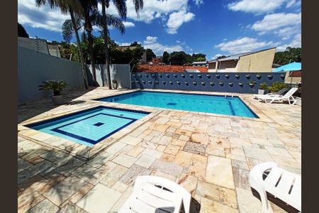 Apartamento à venda com 70m², 3 quartos e 1 vaga Apartamento à venda com 70m², 3 quartos e 1 vagaPiscina