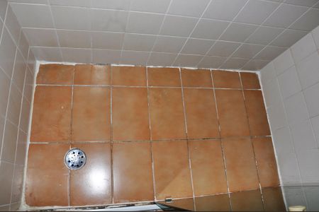 Apartamento à venda com 70m², 3 quartos e 1 vaga Apartamento à venda com 70m², 3 quartos e 1 vagaDetalhe - Banheiro Social