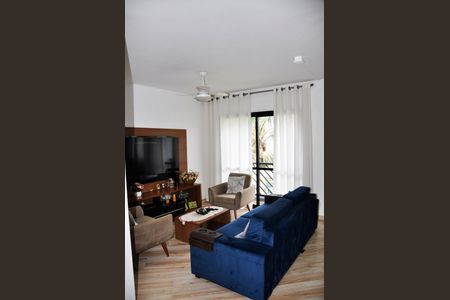 Apartamento à venda com 70m², 3 quartos e 1 vaga Apartamento à venda com 70m², 3 quartos e 1 vagaDetalhe - Sala