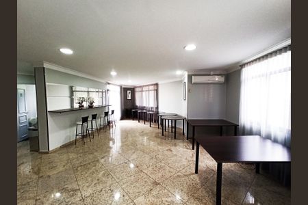 Apartamento à venda com 70m², 3 quartos e 1 vaga Apartamento à venda com 70m², 3 quartos e 1 vagaSalão de Festas