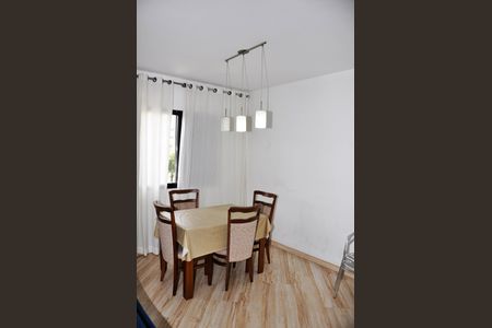 Apartamento à venda com 70m², 3 quartos e 1 vaga Apartamento à venda com 70m², 3 quartos e 1 vagaDetalhe - Sala de Jantar