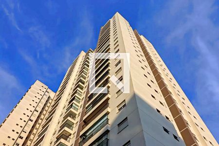 Fachada de apartamento para alugar com 3 quartos, 133m² em Parque Reboucas, São Paulo