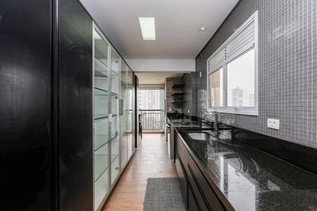 Cozinha de apartamento para alugar com 3 quartos, 133m² em Parque Reboucas, São Paulo