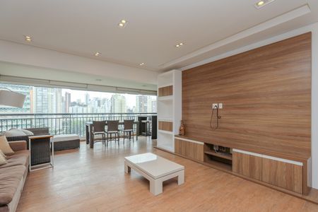 Sala de apartamento para alugar com 3 quartos, 133m² em Parque Reboucas, São Paulo