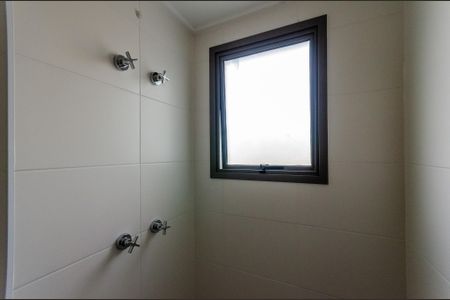 Apartamento à venda com 86m², 3 quartos e 2 vagasSuíte - Banheiro