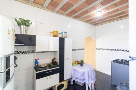 Casa para alugar com 120m², 2 quartos e 3 vagasCozinha e Área de Serviço