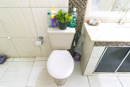 Casa para alugar com 120m², 2 quartos e 3 vagasBanheiro do Quarto 2