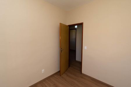 Apartamento à venda com 60m², 3 quartos e 1 vagaQuarto 2