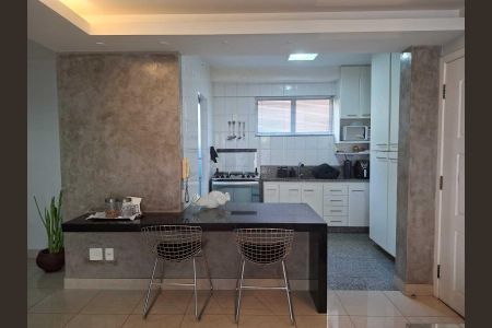 Cozinha de apartamento para alugar com 3 quartos, 100m² em Buritis, Belo Horizonte