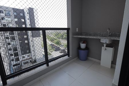 Apartamento para alugar com 43m², 2 quartos e 1 vagaSacada