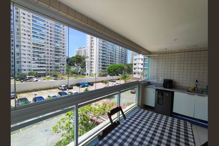 Varanda - Sala de apartamento à venda com 3 quartos, 60m² em Barra Olímpica, Rio de Janeiro
