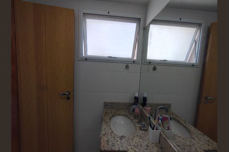 Apartamento à venda com 60m², 3 quartos e 1 vagaBanheiro Suite