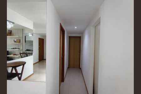 Apartamento à venda com 60m², 3 quartos e 1 vagaCorredor